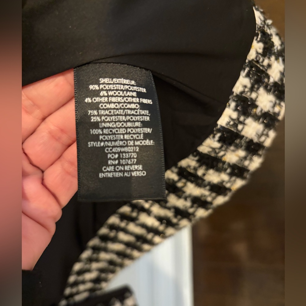 ALICE +OLIVIA Corwin Jacket - Picture 13 of 15